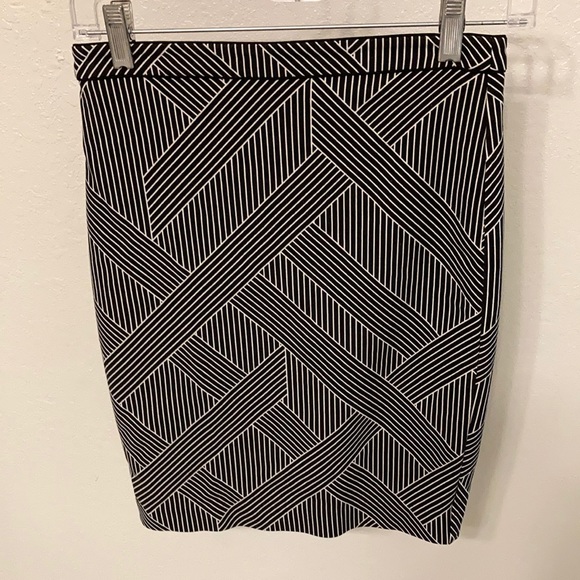 Ann Taylor Pencil Skirt - Picture 1 of 3